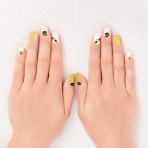 Mani Nail Wrap Kit Buzzy Bees 2.jpg