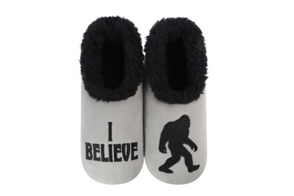 Snoozies Mens I Believe Borrego Outfitters